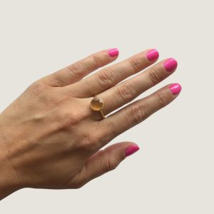 Mini Peach Ring with Cat’s Eye Effect